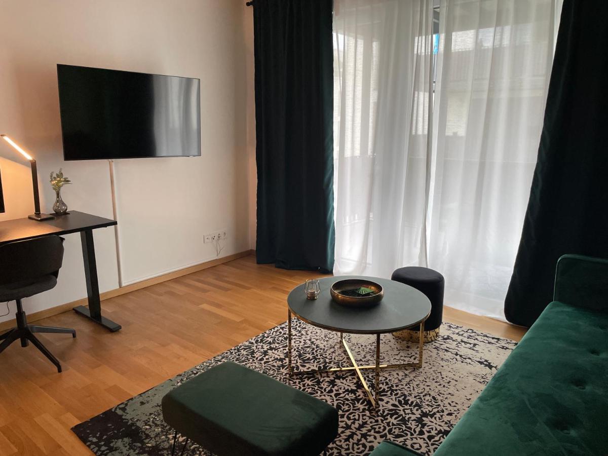 Emerald Green Apartment Жак Офенбах Екстериор снимка
